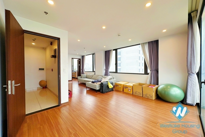 Morden duplex 3 bedrooms apartment for rent in Tay Ho ward, Ha Noi